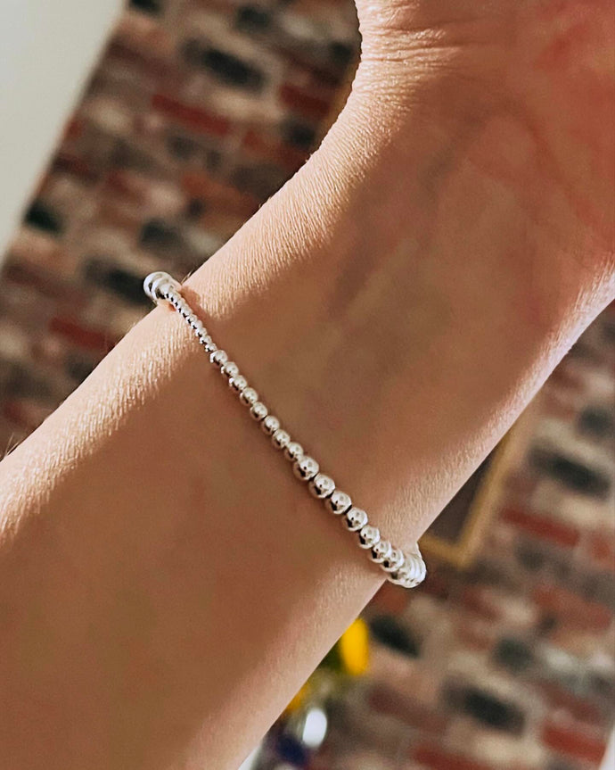 Gradient stacking bracelet