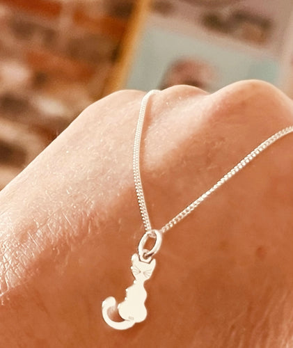 Sterling silver Billie the cat necklace