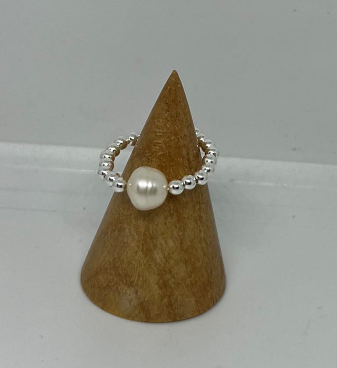 Sterling Silver Ring with Freshwater Natural Pearl