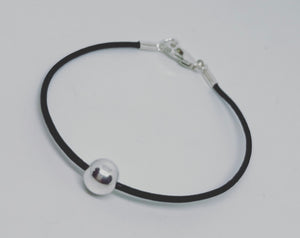 Leather surf ball bracelet in black