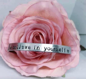 Personalised curve bracelet